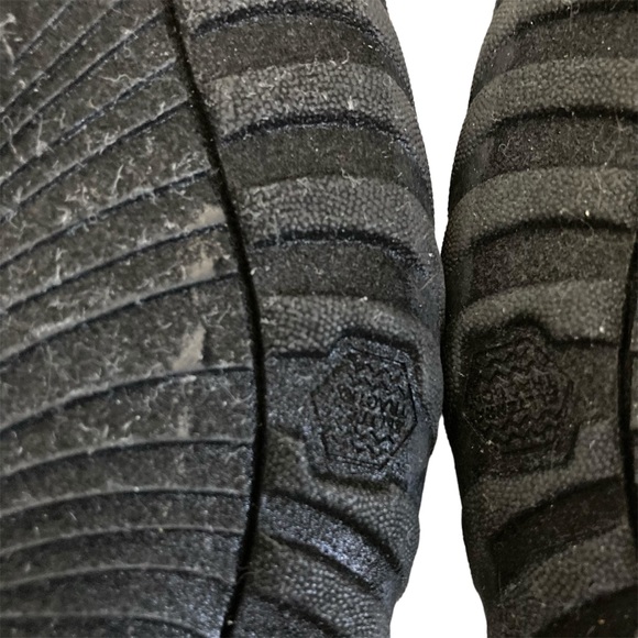 JBU Pecan All Terra Traction Casual Slip-on Perforated Shoes Black Faux Suede - Picture 8 of 10